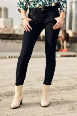 Jean FREEMAN T.PORTER ALEXA SLIM Flora -Magasin De Vêtements De Mode Pour Femmes freeman 23774 1