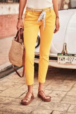 Pantalon FREEMAN PORTER CLAUDIA FELICITA Mimosa -Magasin De Vêtements De Mode Pour Femmes freeman 24864 1