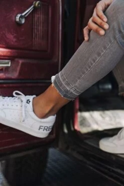 Jean FREEMAN T.PORTER ALEXA CROPPED Mirror -Magasin De Vêtements De Mode Pour Femmes freeman porter 23041 5