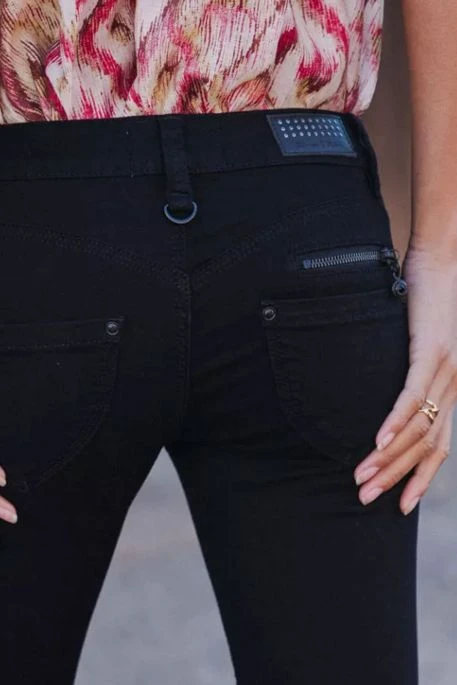 Jean FREEMAN T.PORTER ALEXA CROPPED Black 4 Jean FREEMAN T.PORTER ALEXA CROPPED Black – Image 2