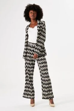 Veste GARCIA GEOMETRIQUE Black -Magasin De Vêtements De Mode Pour Femmes garcia 26489 1