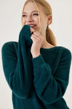 Pull GARCIA Royal Petrol 9 Pull GARCIA Royal Petrol -Magasin De VĂȘtements De Mode Pour Femmes garcia fallwinter 2023 3572 j30246 3572 3