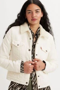 Levis Sherpa En Velours LEVI'S® TRUCKER Gardenia -Magasin De Vêtements De Mode Pour Femmes levis 36136 00 67 1