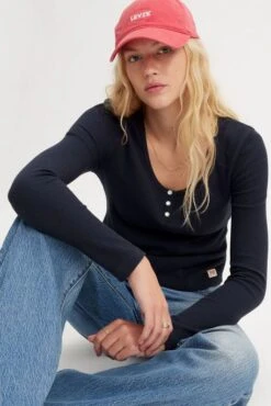 Levis Tee Shirt LEVI'S® DRY Caviar 8 Levis Tee Shirt LEVI'S® DRY Caviar -Magasin De Vêtements De Mode Pour Femmes levis a7312 00 02 4