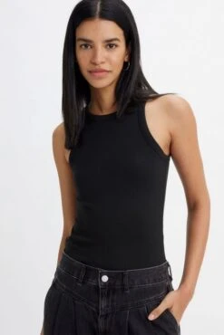 Levis Débardeur LEVI'S® TANK Dreamy Caviar -Magasin De Vêtements De Mode Pour Femmes levis a7326 00 00 1