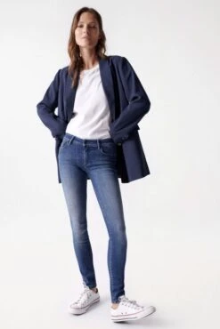 Jeans SALSA WONDER PUSH UP SKINNY Délavage Moyen -Magasin De Vêtements De Mode Pour Femmes salsa 126590 8503 1