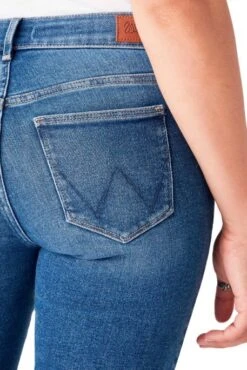 Jeans WRANGLER MED Air Blue -Magasin De Vêtements De Mode Pour Femmes wrangler 21407 4