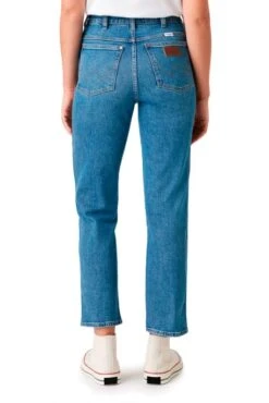 Jean WRANGLER WILD Mid Blue 8 Jean WRANGLER WILD Mid Blue -Magasin De Vêtements De Mode Pour Femmes wrangler 21408 2