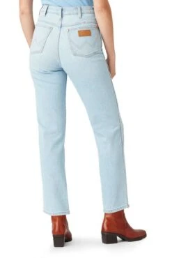 Jeans WRANGLER WILD In Bright Cloud 8 Jeans WRANGLER WILD In Bright Cloud -Magasin De Vêtements De Mode Pour Femmes wrangler w2h2 238 33a 3